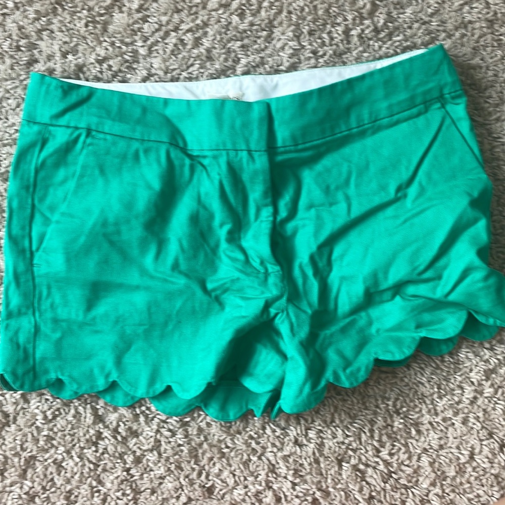 Green crewcuts shorts with scallop design on the bottom